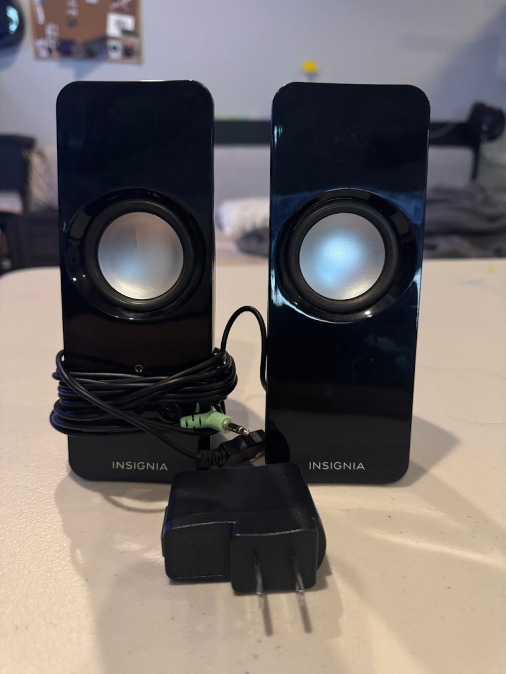 Insignia Wired Desktop Computer Speakers Black With Power Adapter